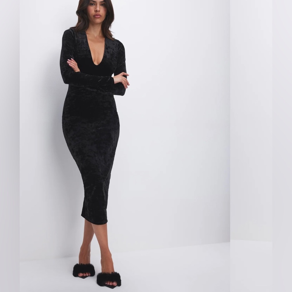 CRUSHED VELVET DEEP V-NECK MIDI DRESS